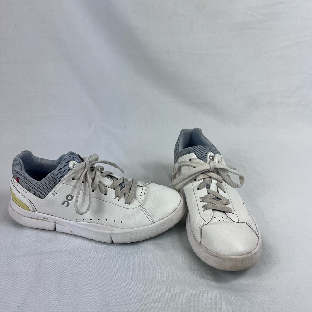 ON Roger sneakers - Picture 2 of 6